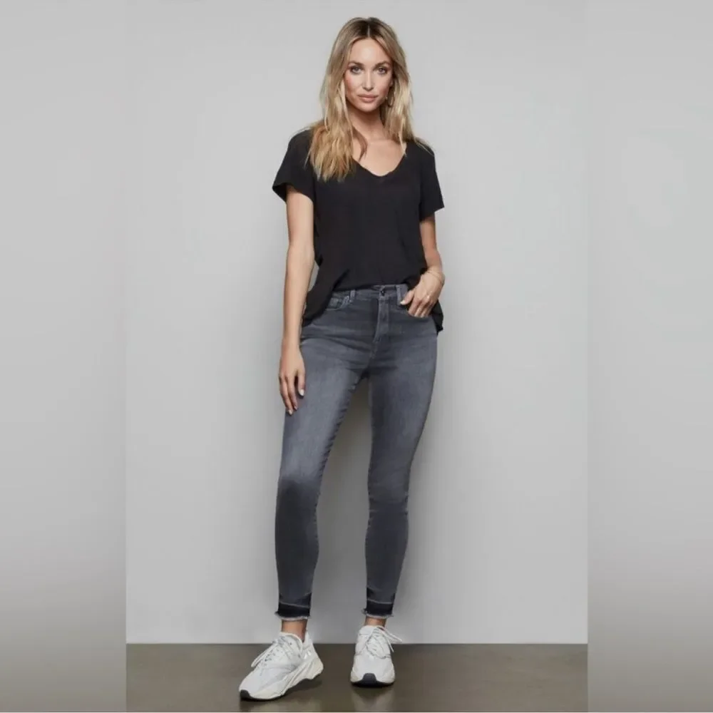 GOOD AMERICAN Good Legs Raw Hem Crop GLCFH961T Charcoal Wash Women's Size 4/27
